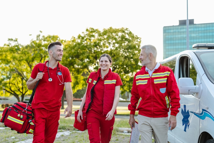 What Does HIPAA Certification for Emergency Staff Include?